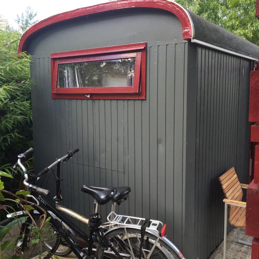 Gipsy Wagon Near Amsterdam And Beach Velserbroek Exterior foto
